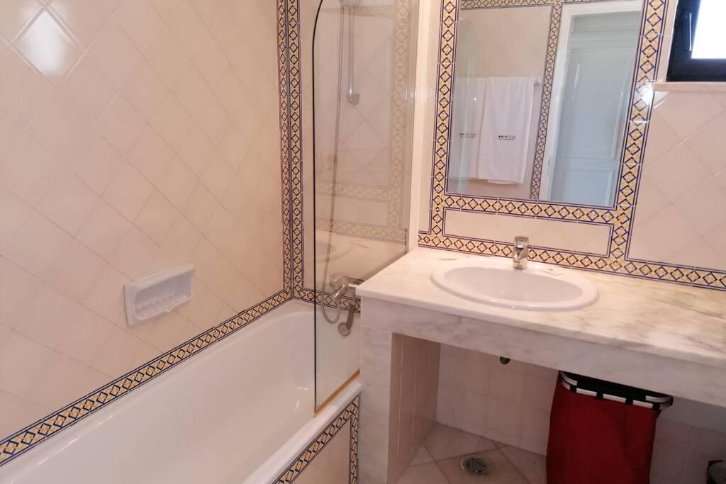 דירות אלבור Luxury Modern T2 Ocean View - Free Parking - Pool מראה חיצוני תמונה